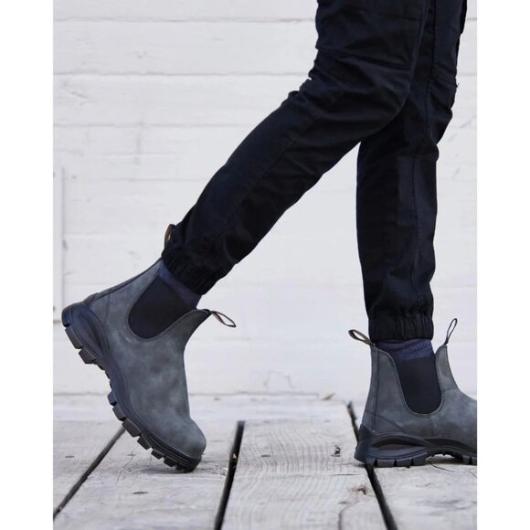 Blundstone 2238 Rustic Black Chelsea Leather Lug Boot Size 7.5 - Picture 10 of 10